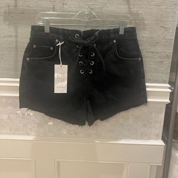 NWT new 29 fits 28 Anthropologie pilcro lace up denim jean shorts black - Picture 9 of 16
